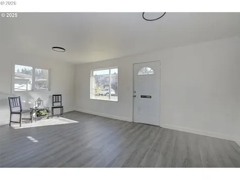 105 Redpath Street Kelso WA 98675