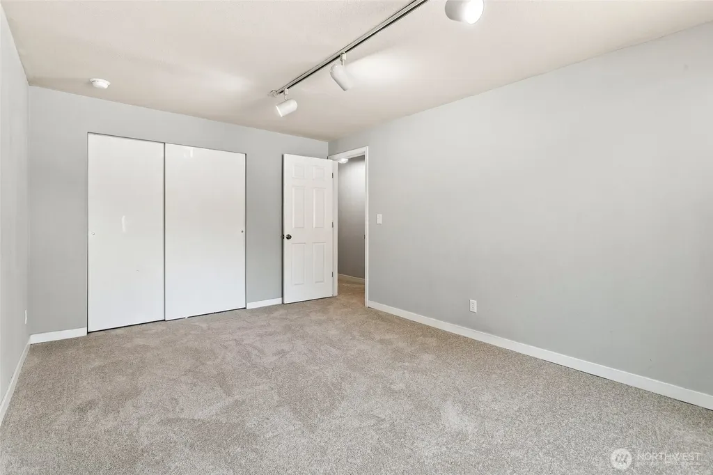 5155 S 329th Place Auburn WA 98001