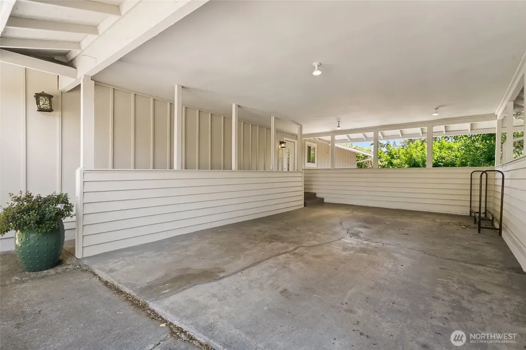 5155 S 329th Place Auburn WA 98001