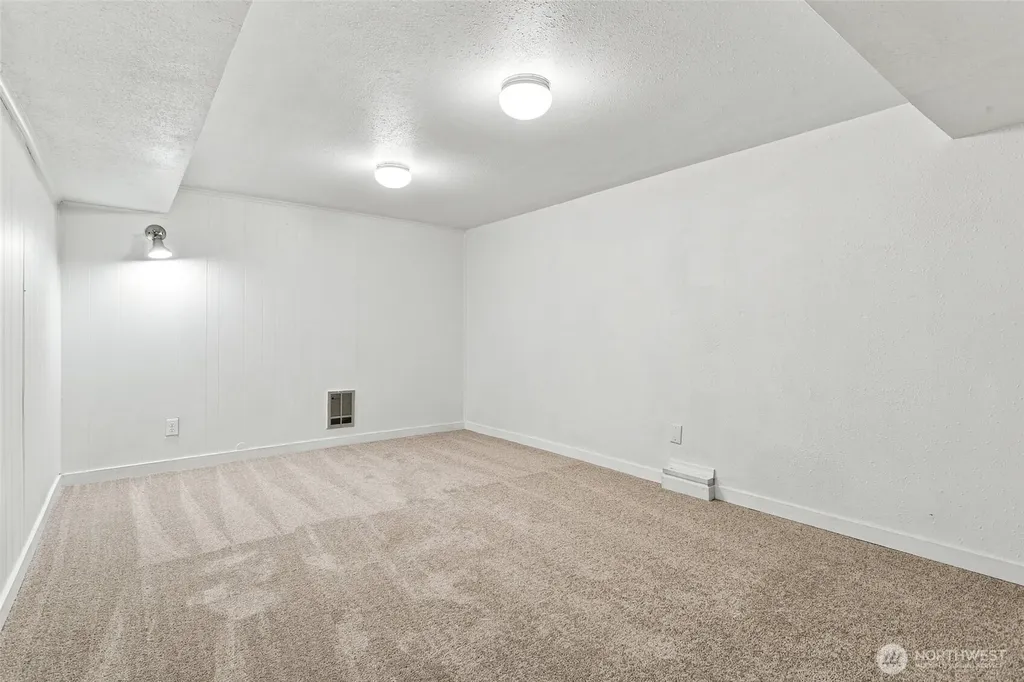 5155 S 329th Place Auburn WA 98001