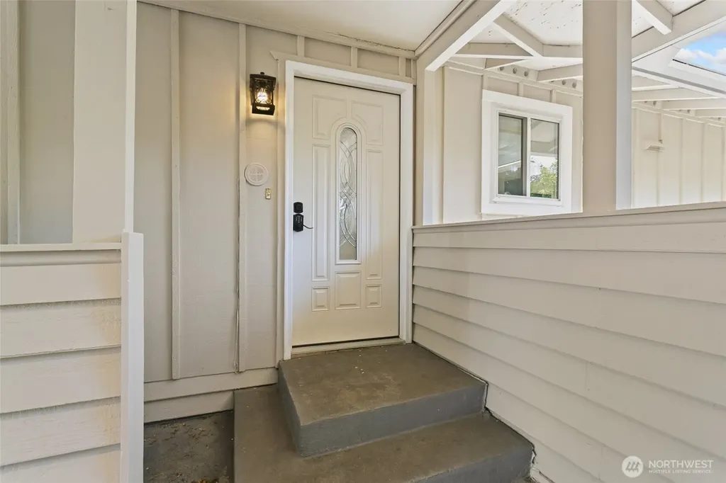 5155 S 329th Place Auburn WA 98001