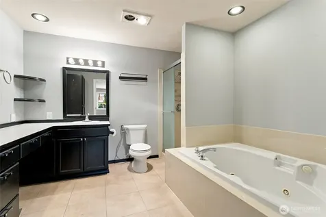 5155 S 329th Place Auburn WA 98001