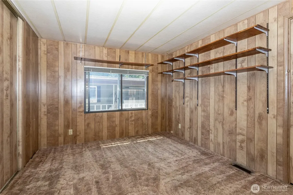 22051 107th Avenue SE Kent WA 98031