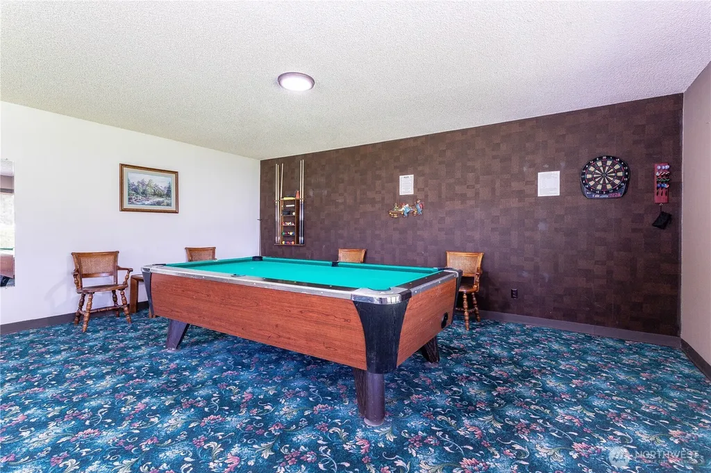 22051 107th Avenue SE Kent WA 98031
