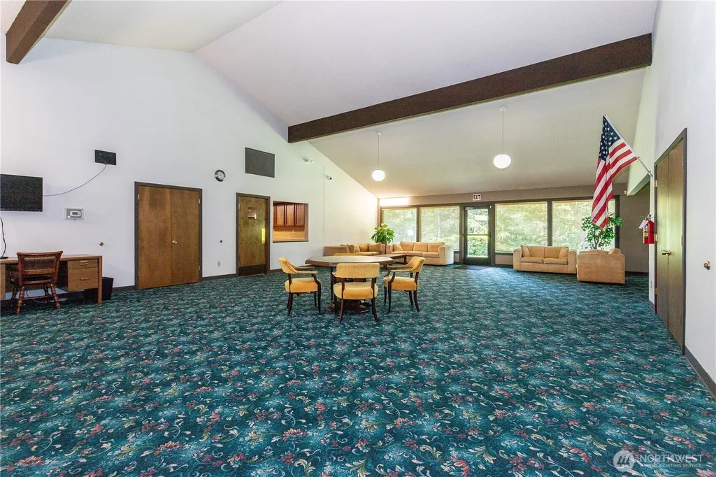 22051 107th Avenue SE Kent WA 98031
