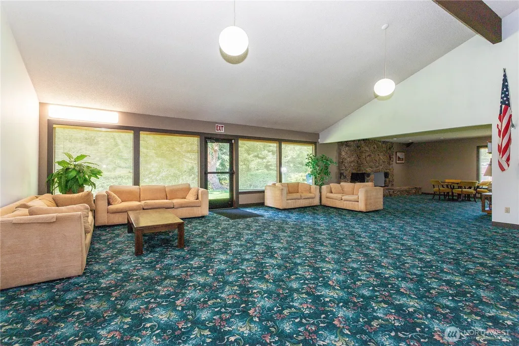 22051 107th Avenue SE Kent WA 98031