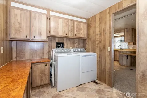 22051 107th Avenue SE Kent WA 98031