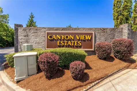 22051 107th Avenue SE Kent WA 98031