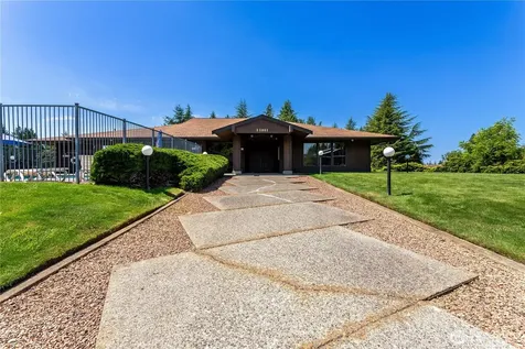 22051 107th Avenue SE Kent WA 98031