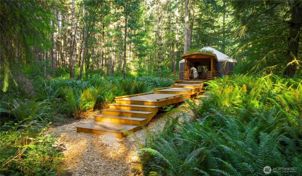 19680 Noll Road Poulsbo WA 98370