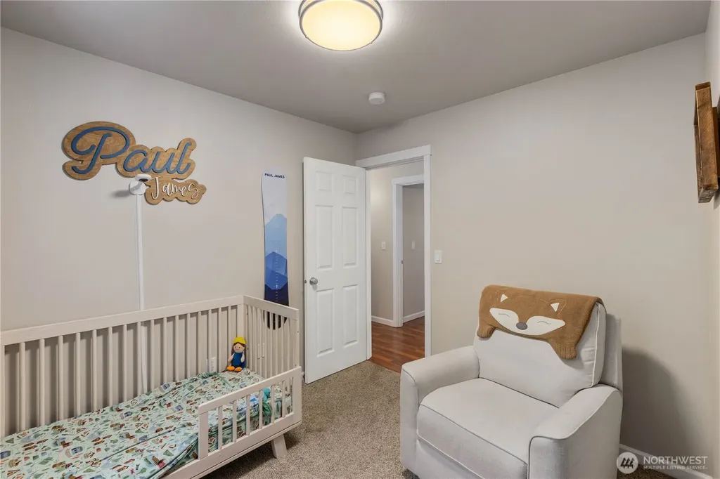 2611 10th Street SW Puyallup WA 98373