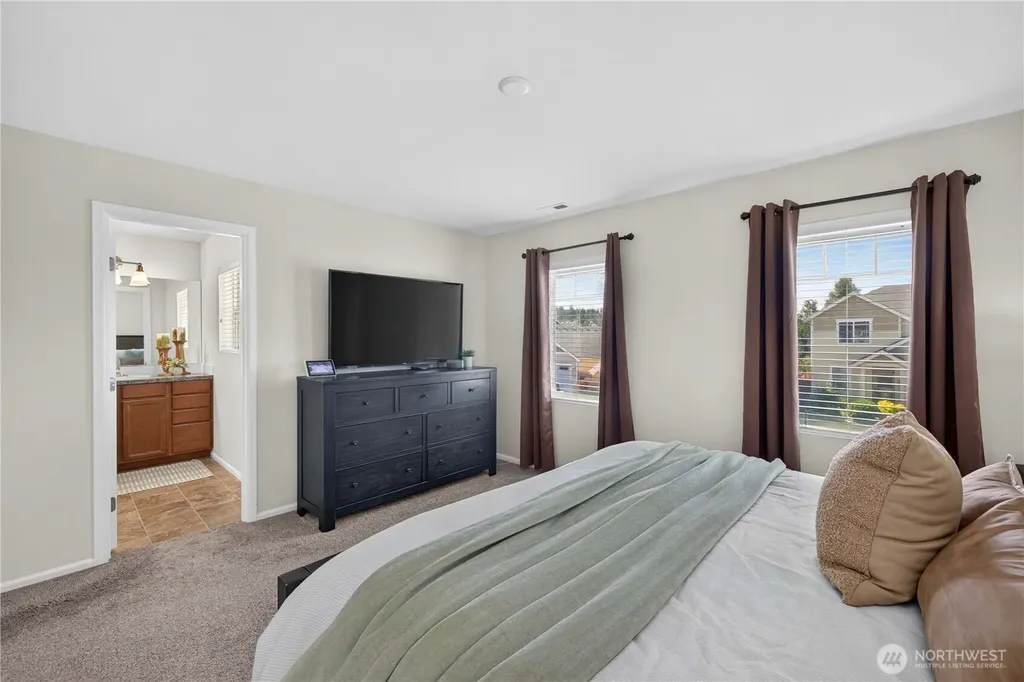24066 SE 262nd Place Maple Valley WA 98038
