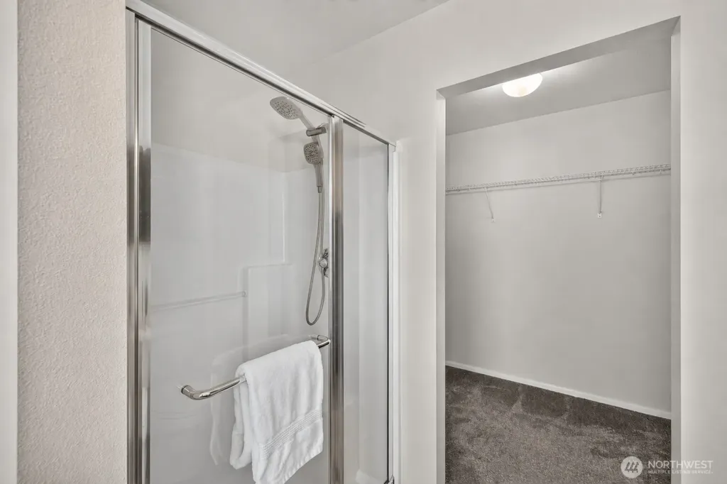 24066 SE 262nd Place Maple Valley WA 98038