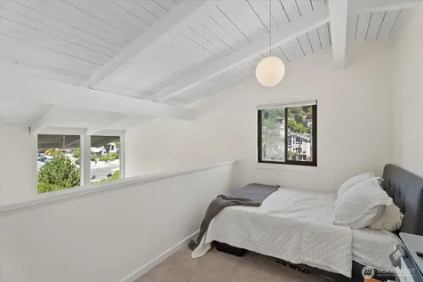3717 Beach Drive SW Seattle WA 98116