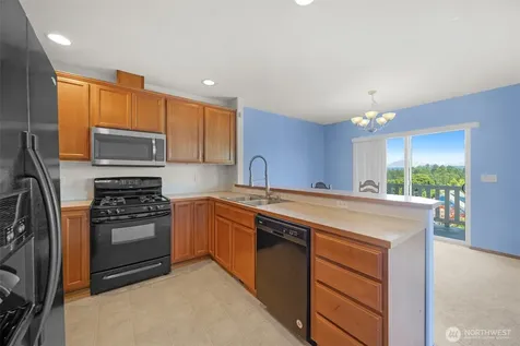 5210 S 3rd Avenue Everett WA 98201