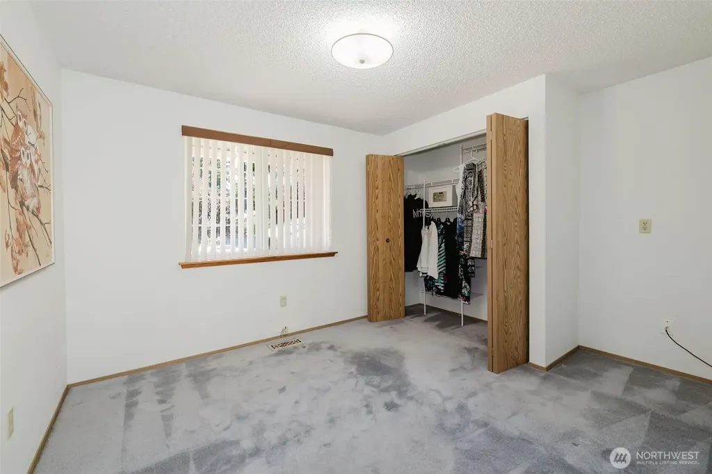 4370 Westwood Place SE Port Orchard WA 98366