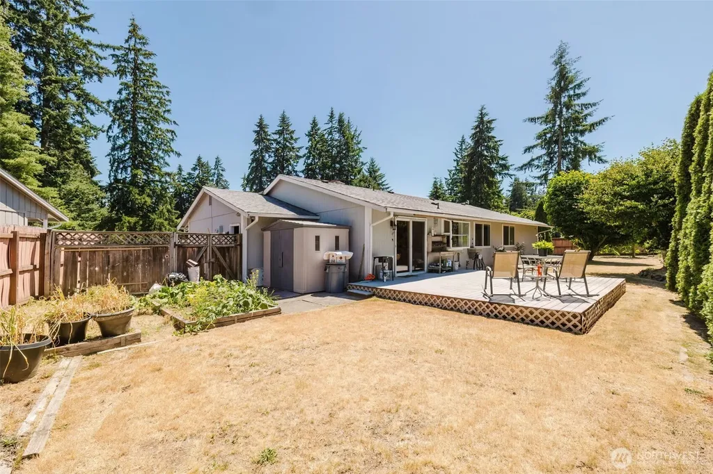 4370 Westwood Place SE Port Orchard WA 98366