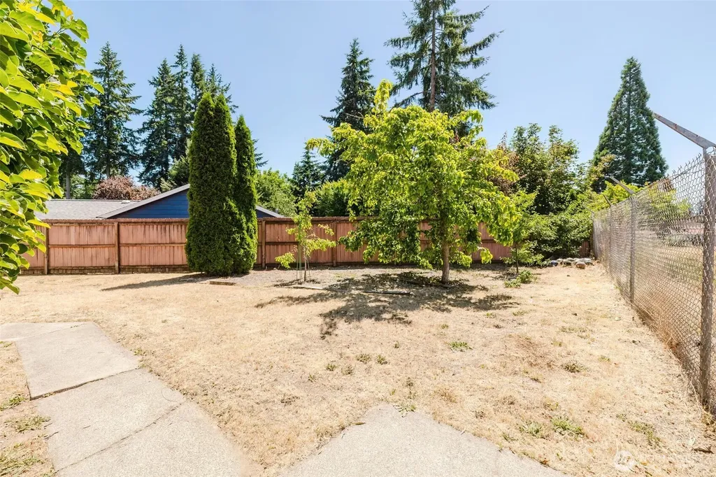4370 Westwood Place SE Port Orchard WA 98366