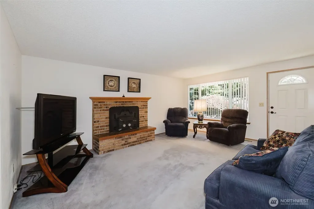 4370 Westwood Place SE Port Orchard WA 98366