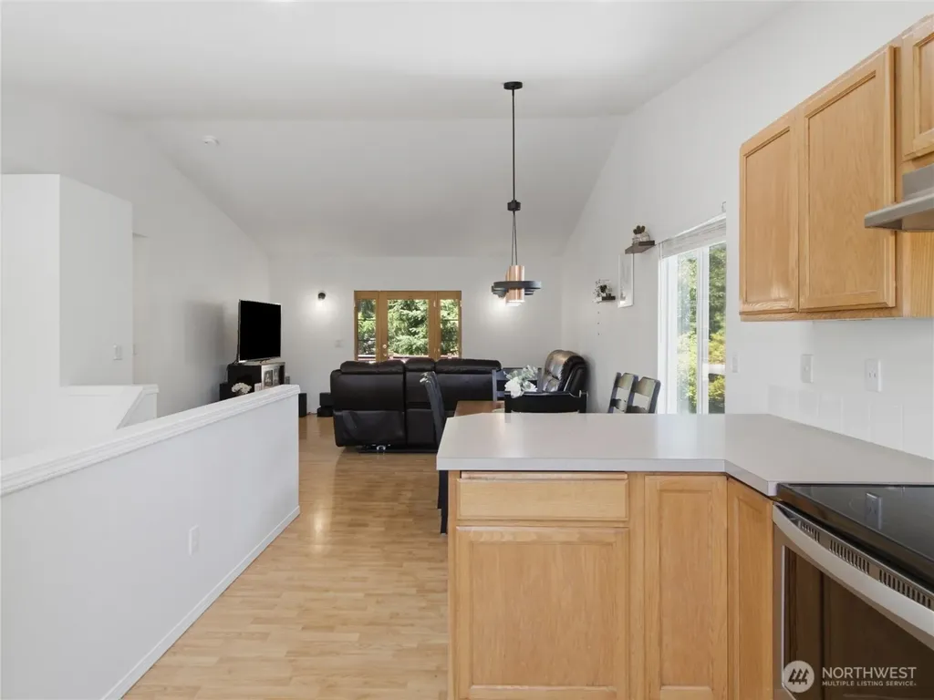 15658 91st Way SE Yelm WA 98597