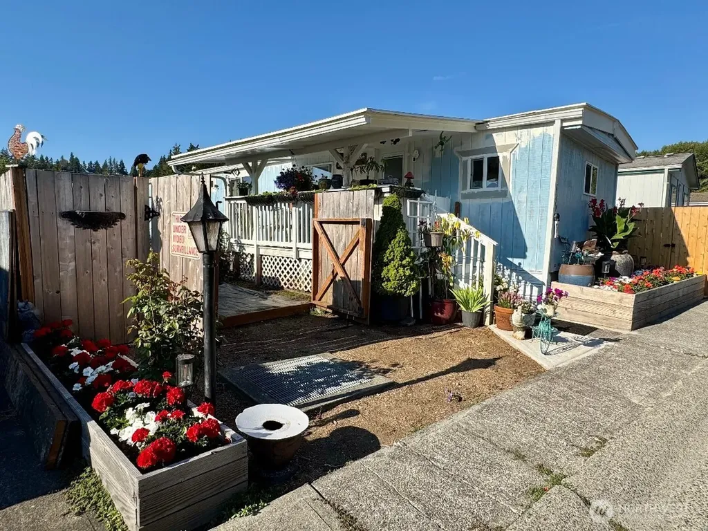 8329 38th Street E Edgewood WA 98371
