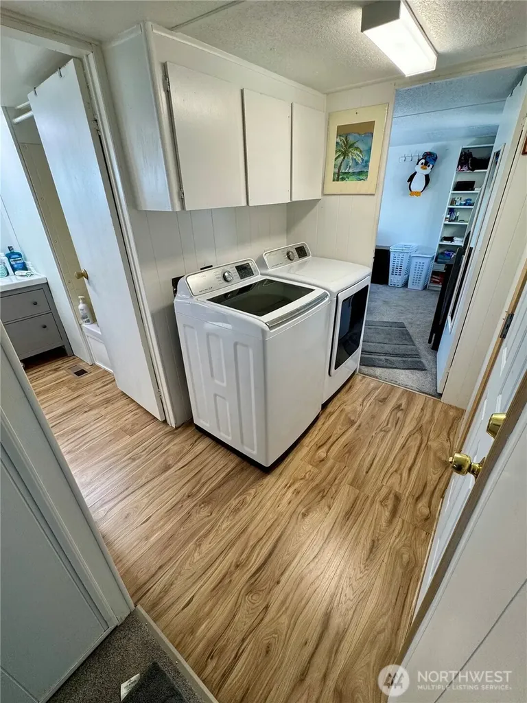 8329 38th Street E Edgewood WA 98371