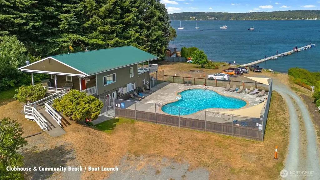 1159 Secret Place Greenbank WA 98253