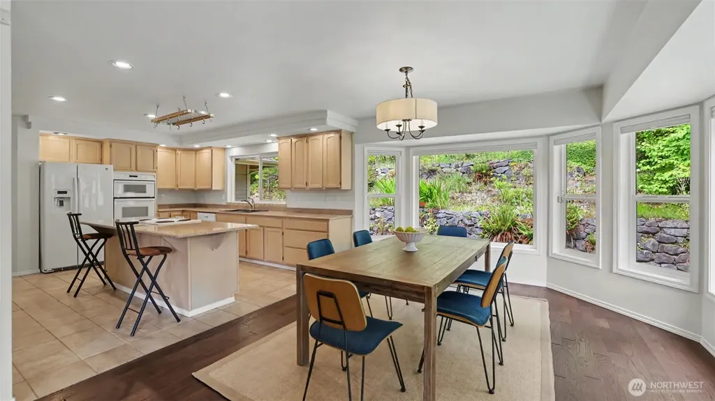 23810 148th Avenue SE Kent WA 98042