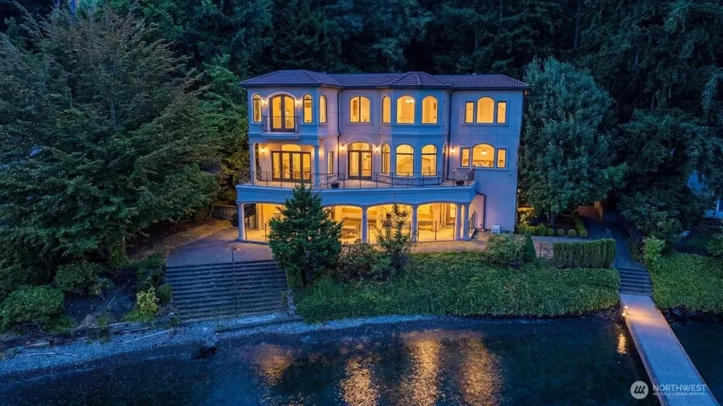 1465 Evergreen Point Road Medina WA 98039