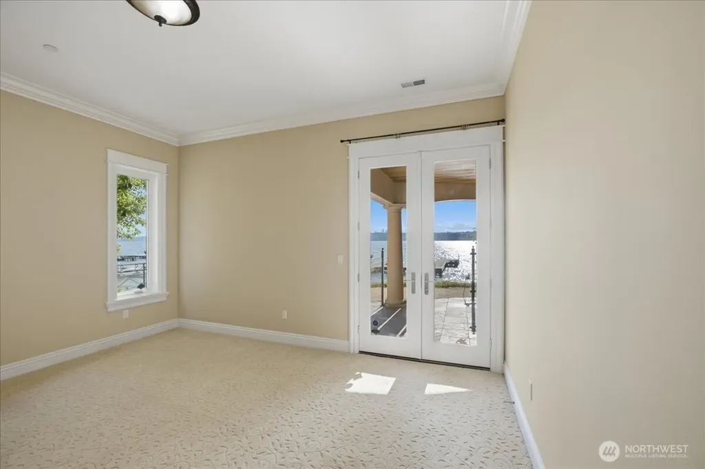 1465 Evergreen Point Road Medina WA 98039