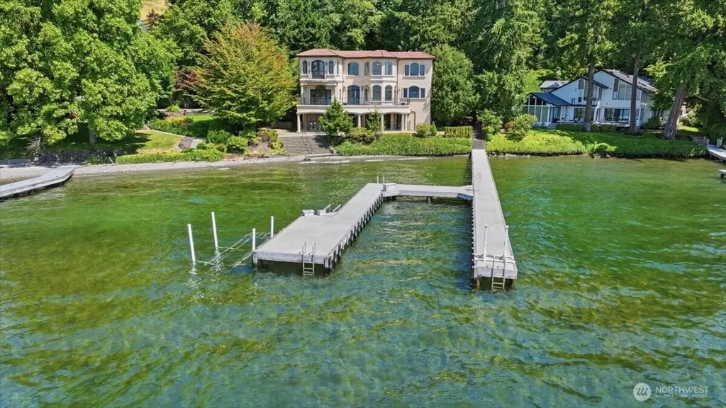 1465 Evergreen Point Road Medina WA 98039