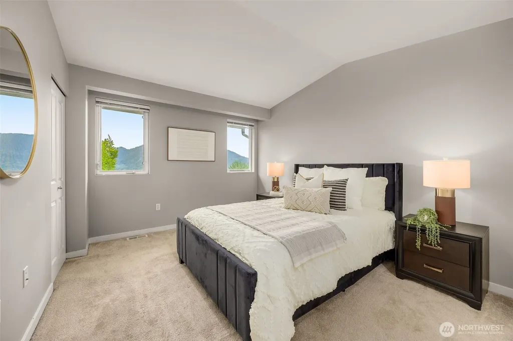23120 SE Black Nugget Road Issaquah WA 98029