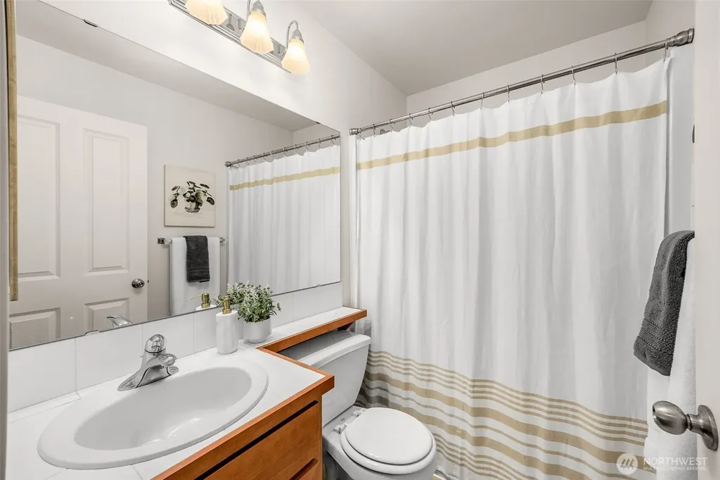 23120 SE Black Nugget Road Issaquah WA 98029
