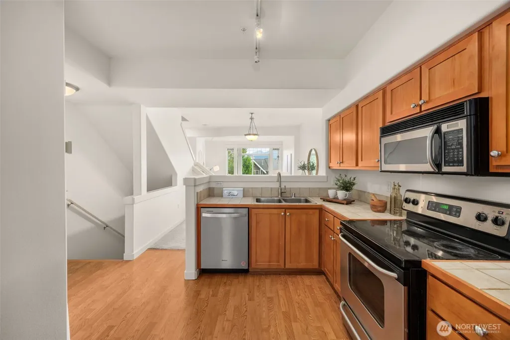 23120 SE Black Nugget Road Issaquah WA 98029