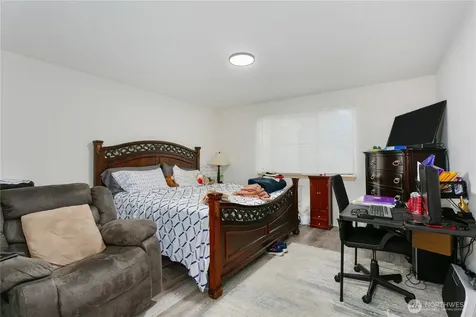 12702 119th Street Ct E Puyallup WA 98374