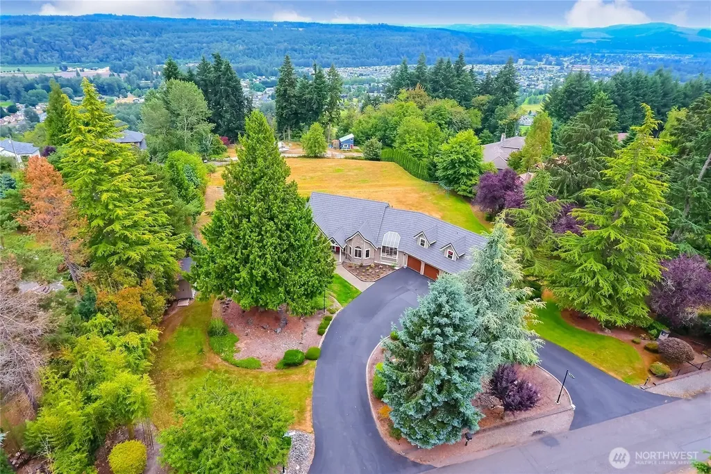 14801 136th Avenue E Puyallup WA 98374