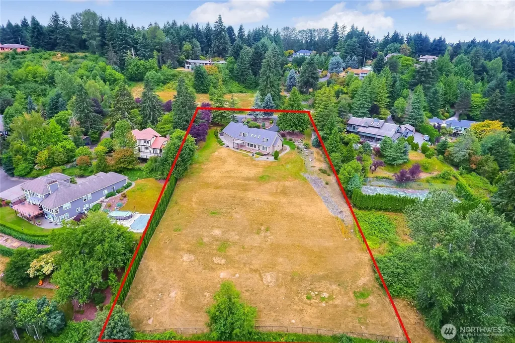 14801 136th Avenue E Puyallup WA 98374