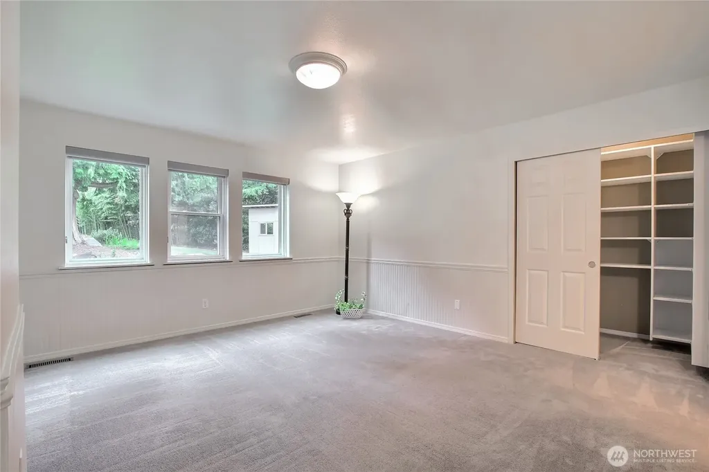 14801 136th Avenue E Puyallup WA 98374