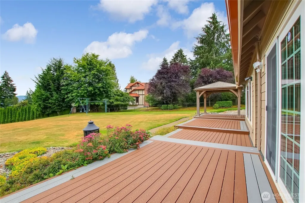 14801 136th Avenue E Puyallup WA 98374