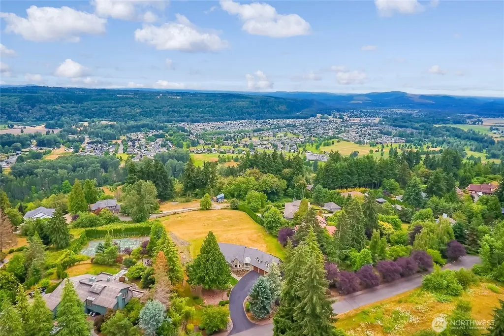 14801 136th Avenue E Puyallup WA 98374