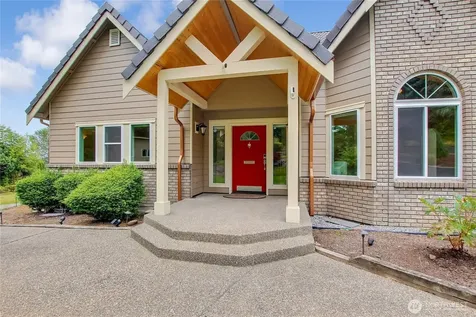 14801 136th Avenue E Puyallup WA 98374