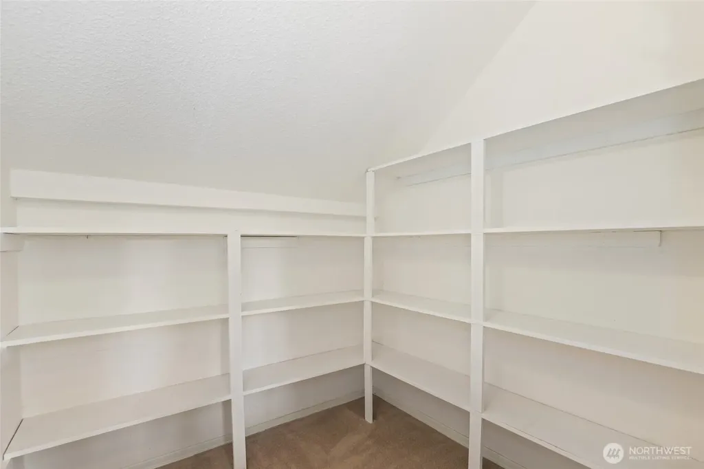 4706 Caldwell Road E Edgewood WA 98372