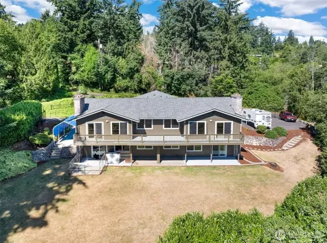 4706 Caldwell Road E Edgewood WA 98372