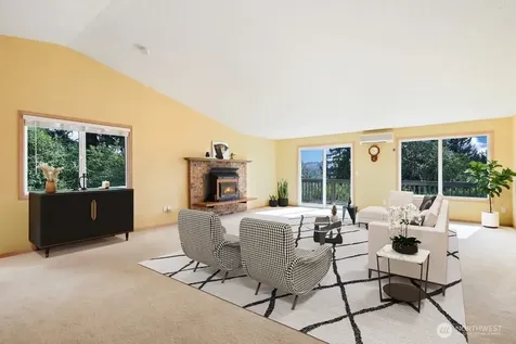 4706 Caldwell Road E Edgewood WA 98372