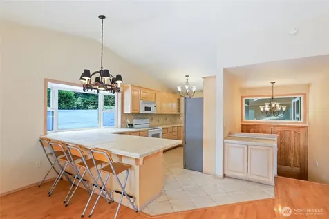 4706 Caldwell Road E Edgewood WA 98372