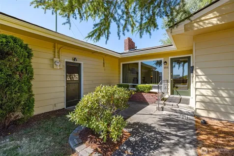 1511 Fowler Street Mount Vernon WA 98274