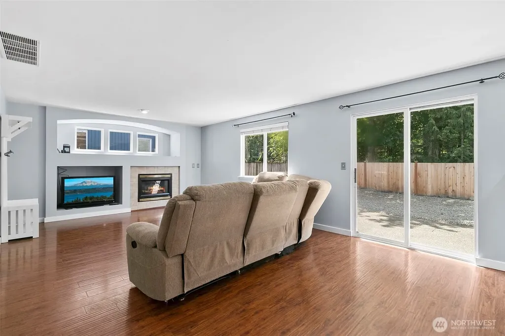 23929 SE 249th Street Maple Valley WA 98038