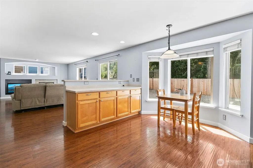23929 SE 249th Street Maple Valley WA 98038