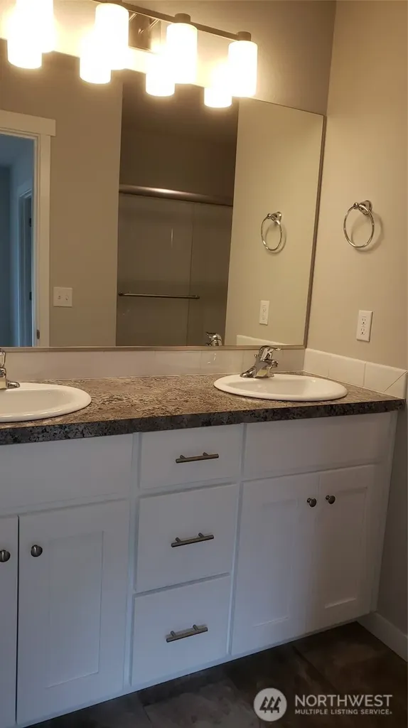 15908 39th Ave East Tacoma WA 98446