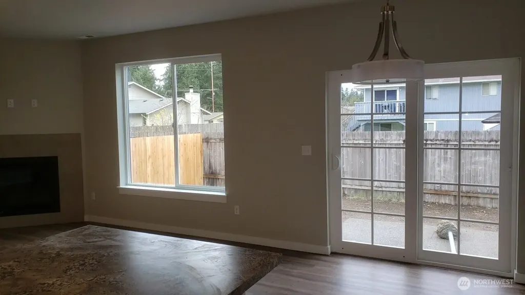 15908 39th Ave East Tacoma WA 98446